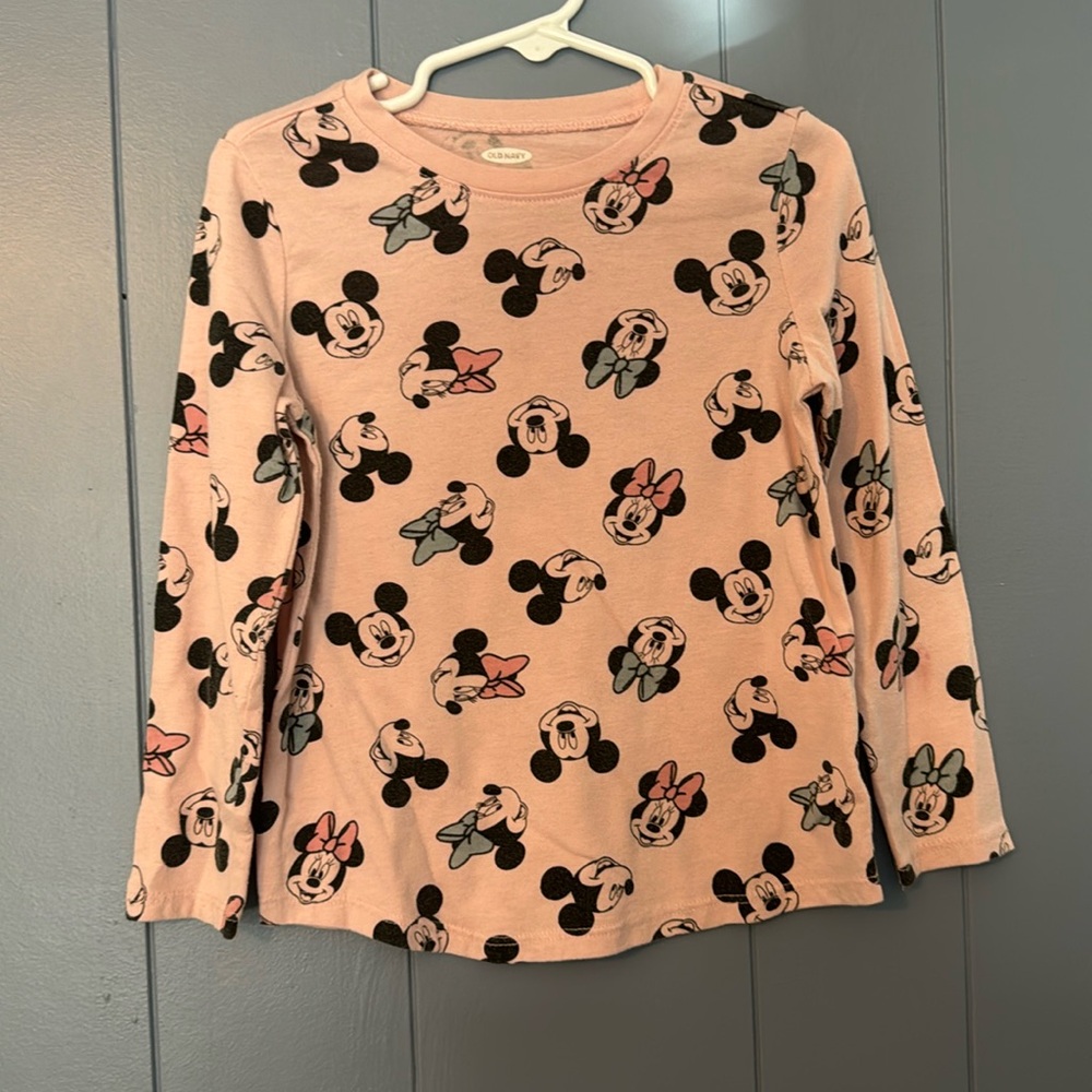 Disney Bundle - Picture 2 of 6